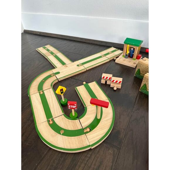Vintage Thomas and Friends Wooden Train Tracks and Accessories - Picture 6 of 10